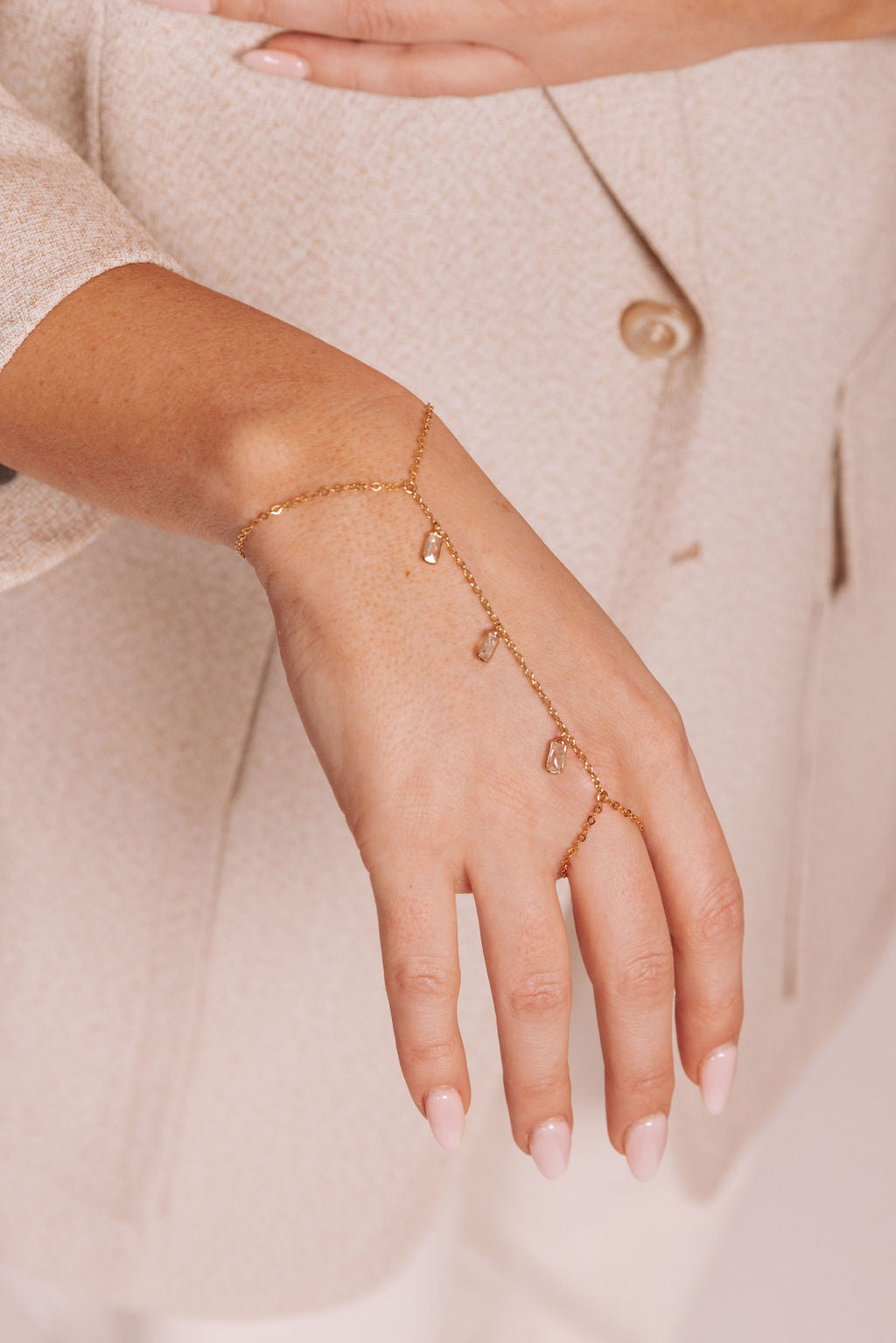 Aspen Hand Chain