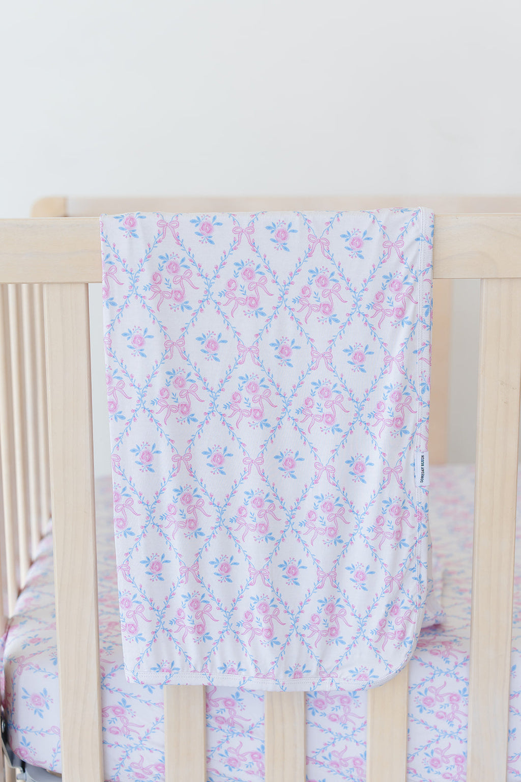 Charlotte - Lightweight Blanket