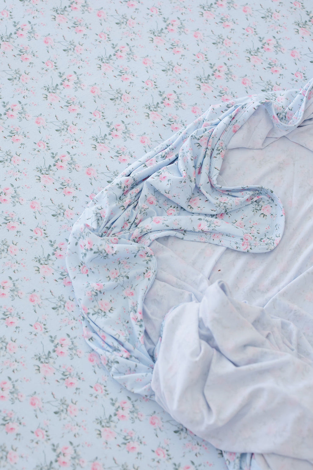 Eloise - Lightweight Blanket