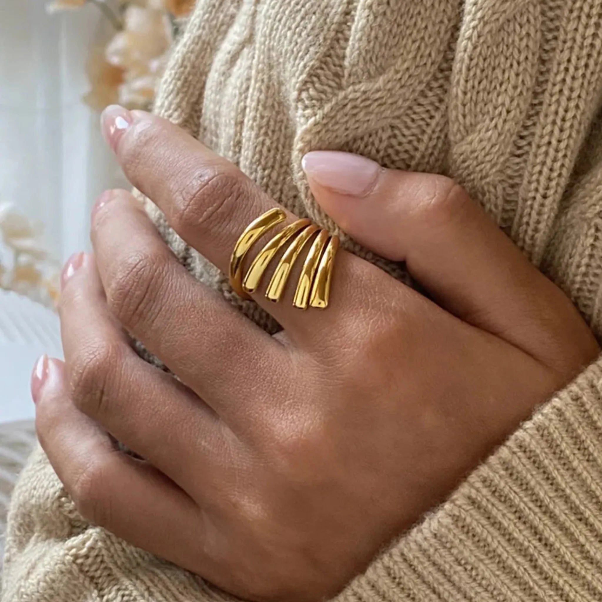 Lines of Light Ring