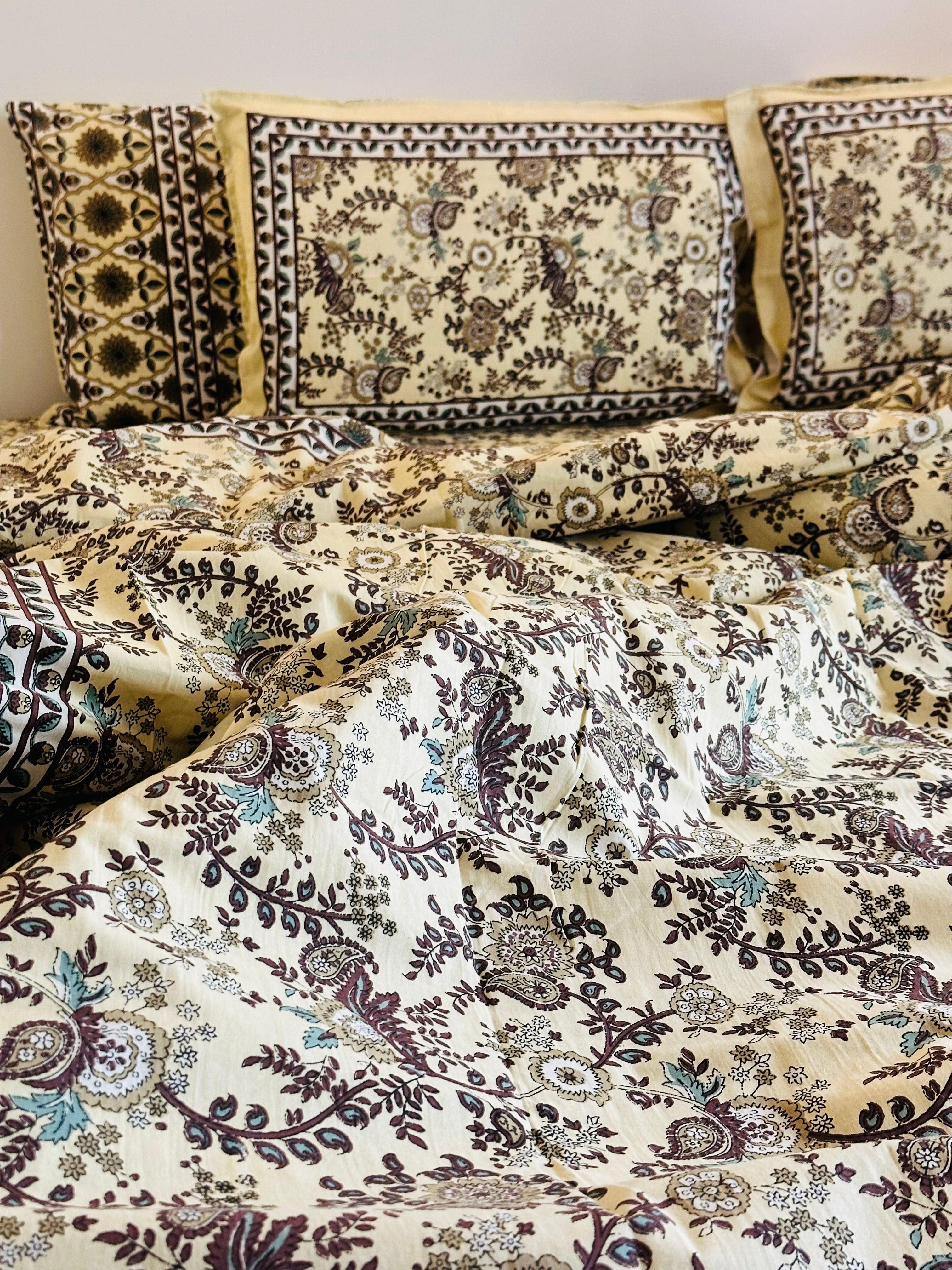 The Cream Paisley Vines Sheet Set