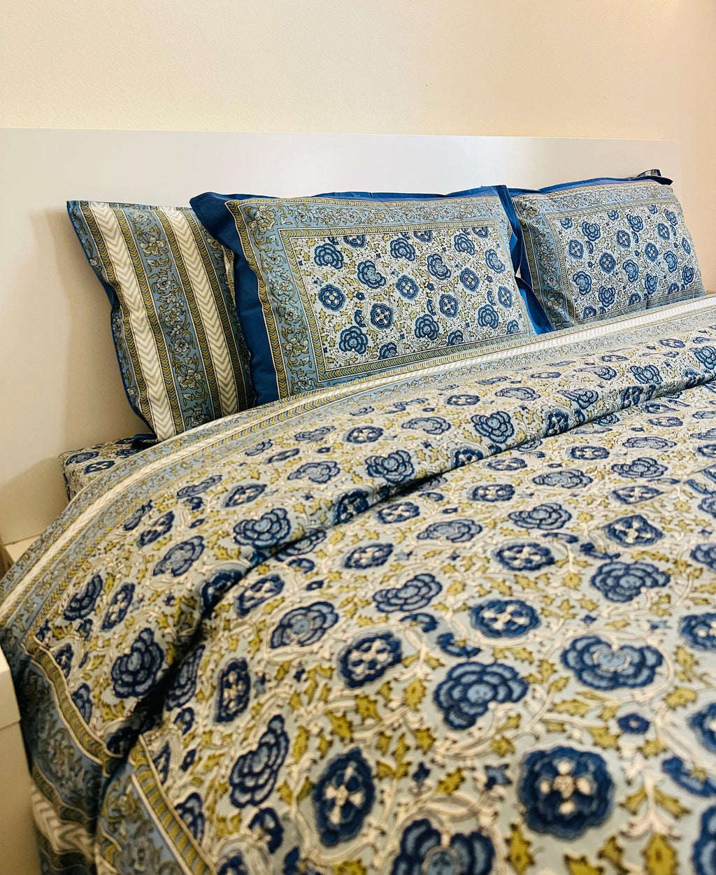 The Floral Kaleidoscope Sheet Set