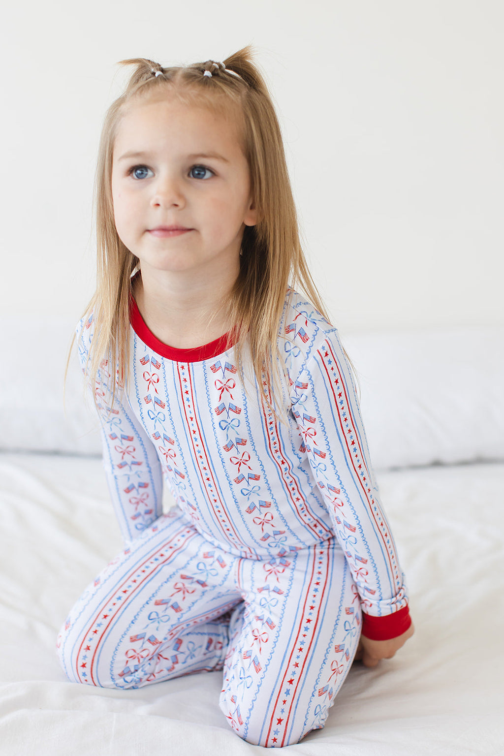 Caroline - Set