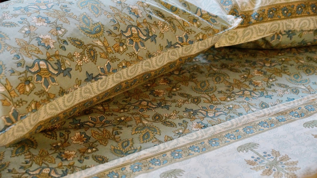 The Blue Meadows Sheet Set