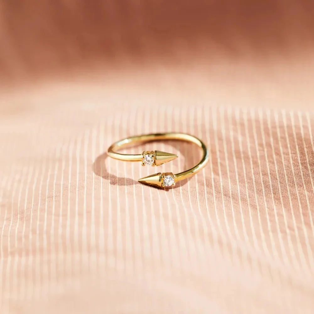 Arrowlight Ring